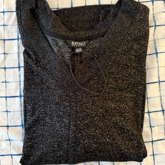 Buffalo David Bitton Ladies' Soft Cozy V-Neck Long Sleeve Top BLACK - Picture 5 of 10